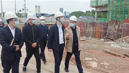 市國資委黨委書記楊雷蒞臨遂寧興業集團督導檢查